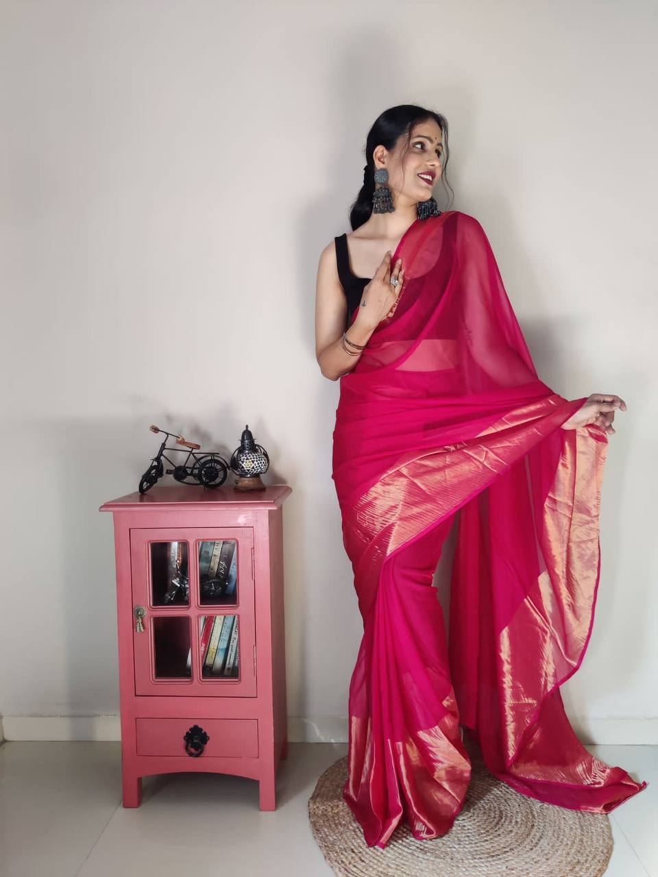 1011 GEORGETTE SAREE WITH GOLD PATTA