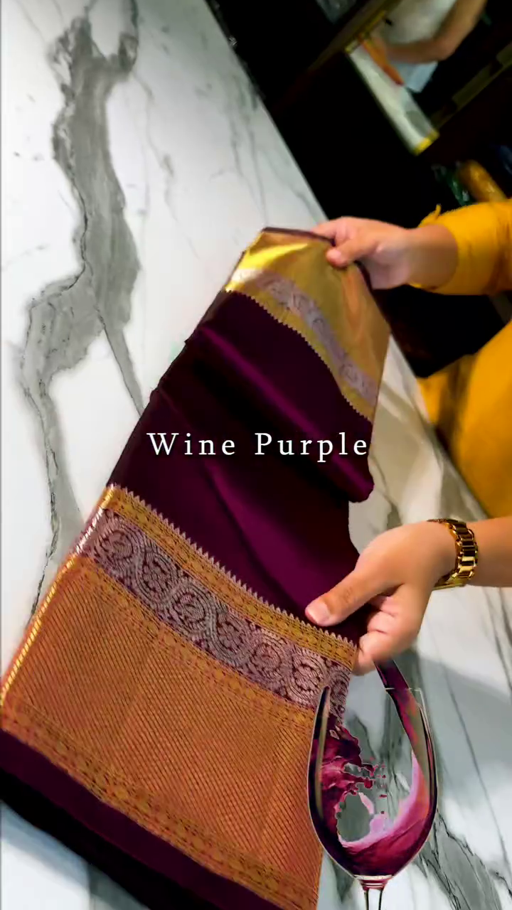 Dual Zari Opulence Saree