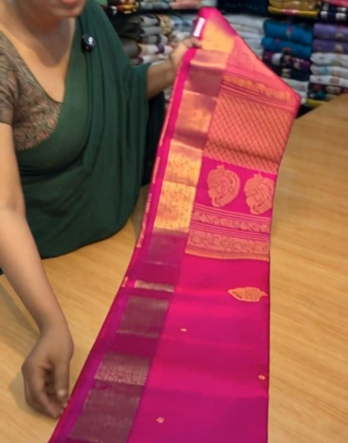 Mugdhaara Kanjipuram Pattu Saree
